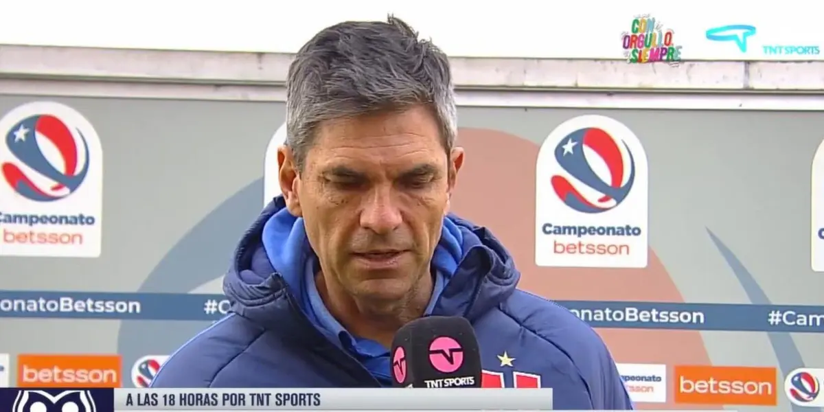 El entrenador de Universidad de Chile está en la cuerda floja.