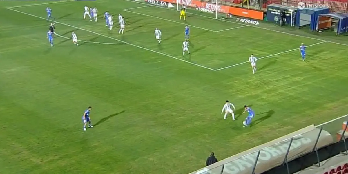 El entrenador de Universidad de Chile estaba a punto de cambiarlo.