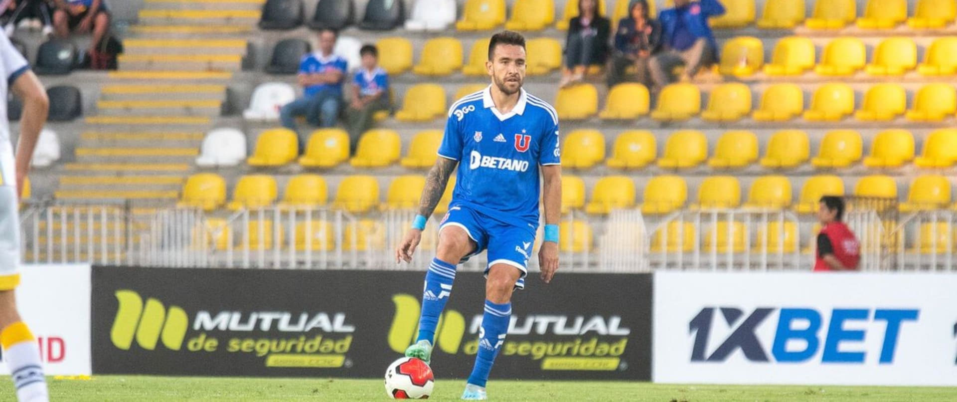 El ex Colo Colo nuevamente fue titular y tuvo un rendimiento correcto