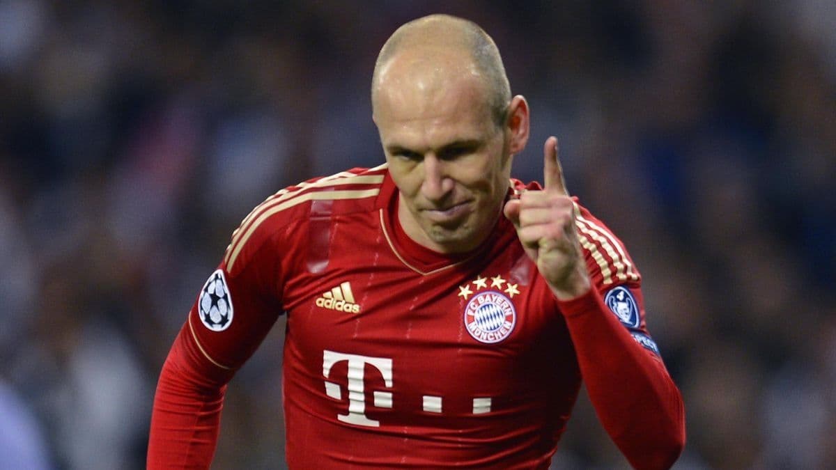 El ex futbolista de Países Bajos ha buscado como manterse activo físicamente y probó con diferentes disciplinas