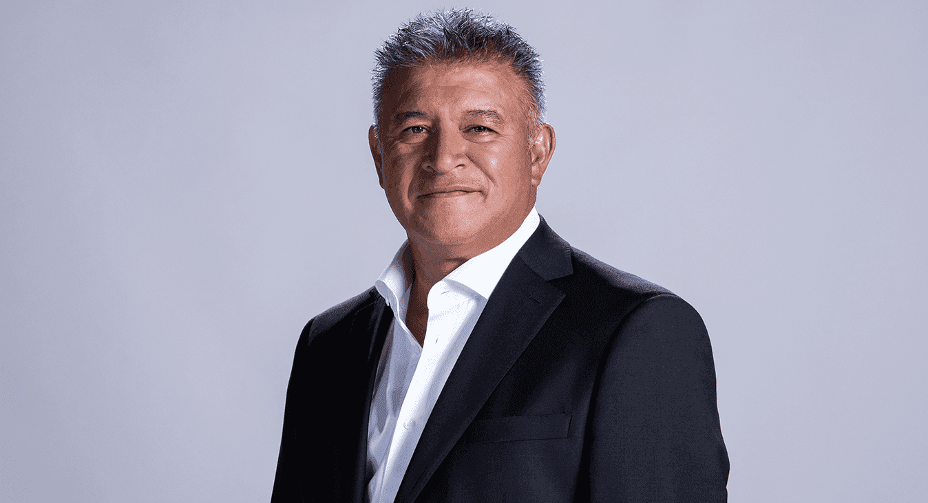 El ex seleccionado argentino se nacionalizó chileno y actualmente es comentarista deportivo.