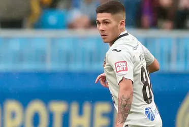 El ex volante de los hispanos se tomó con humor el rumor del día y mandó un duro mensaje.