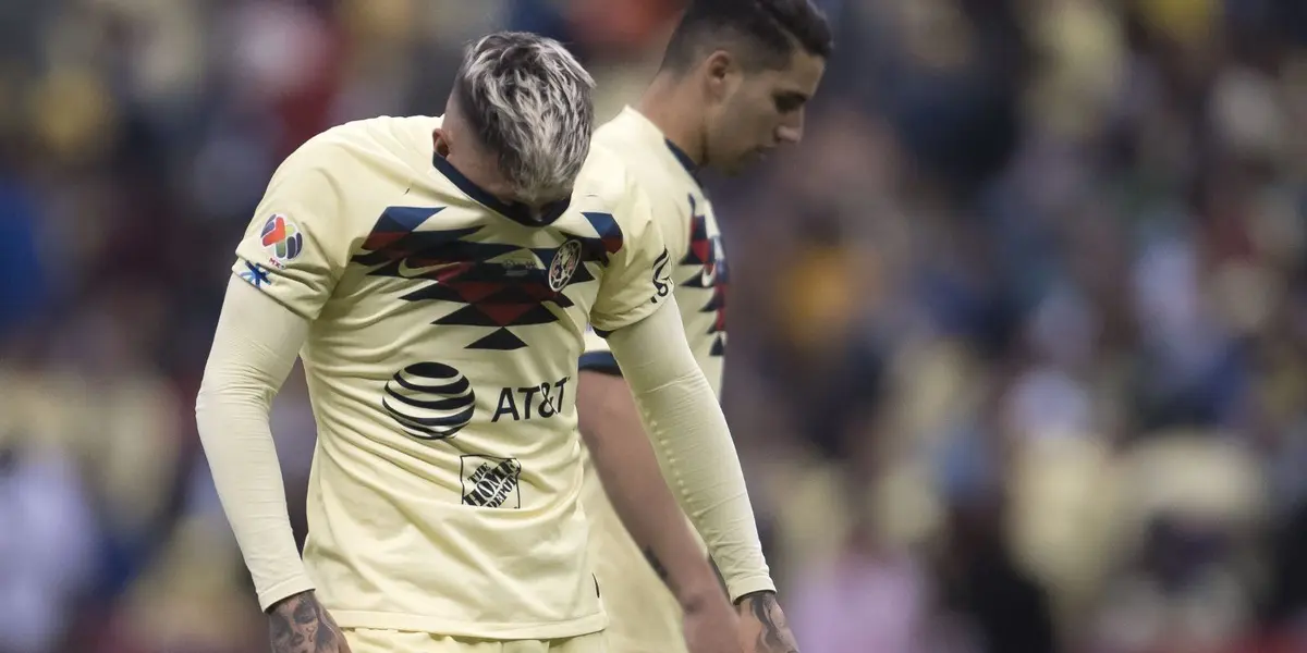 El exdelantero de Universidad Católica no lo pasa bien.