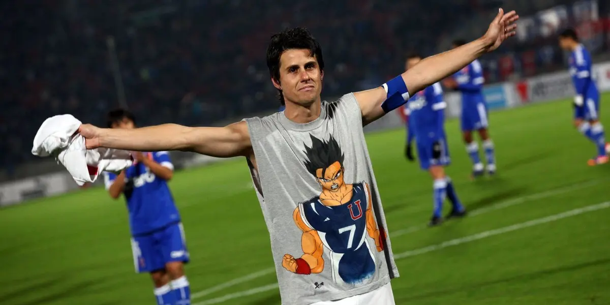 El exfutbolista se cuadró del lado de los fanáticos azules.