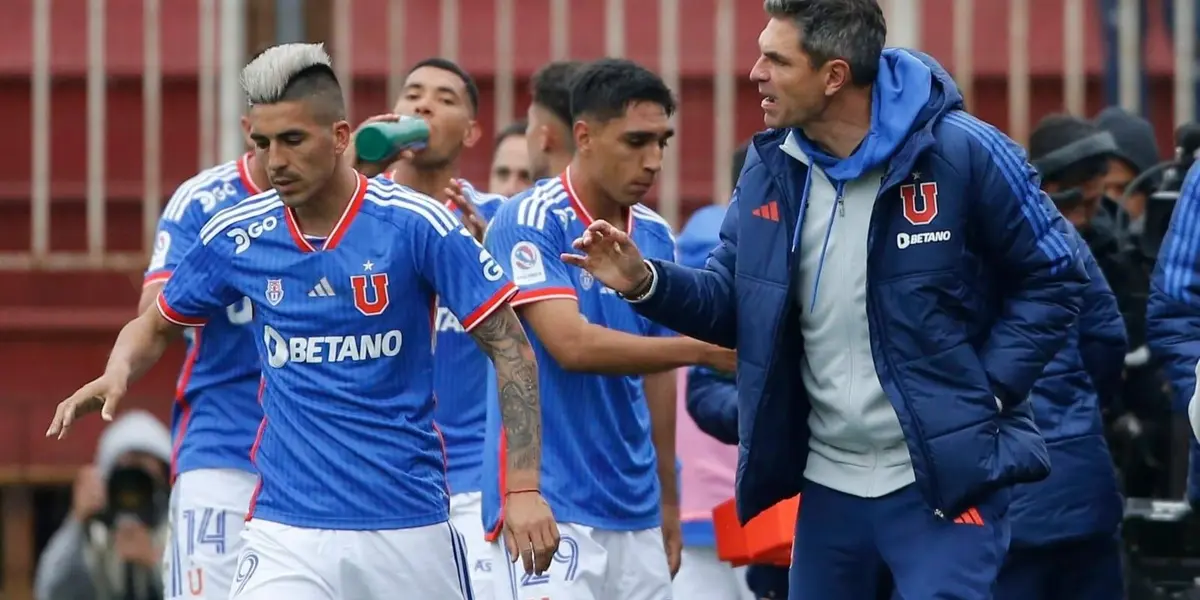 El exjugador de la Selección Chilena apoyó a Michael Clark.