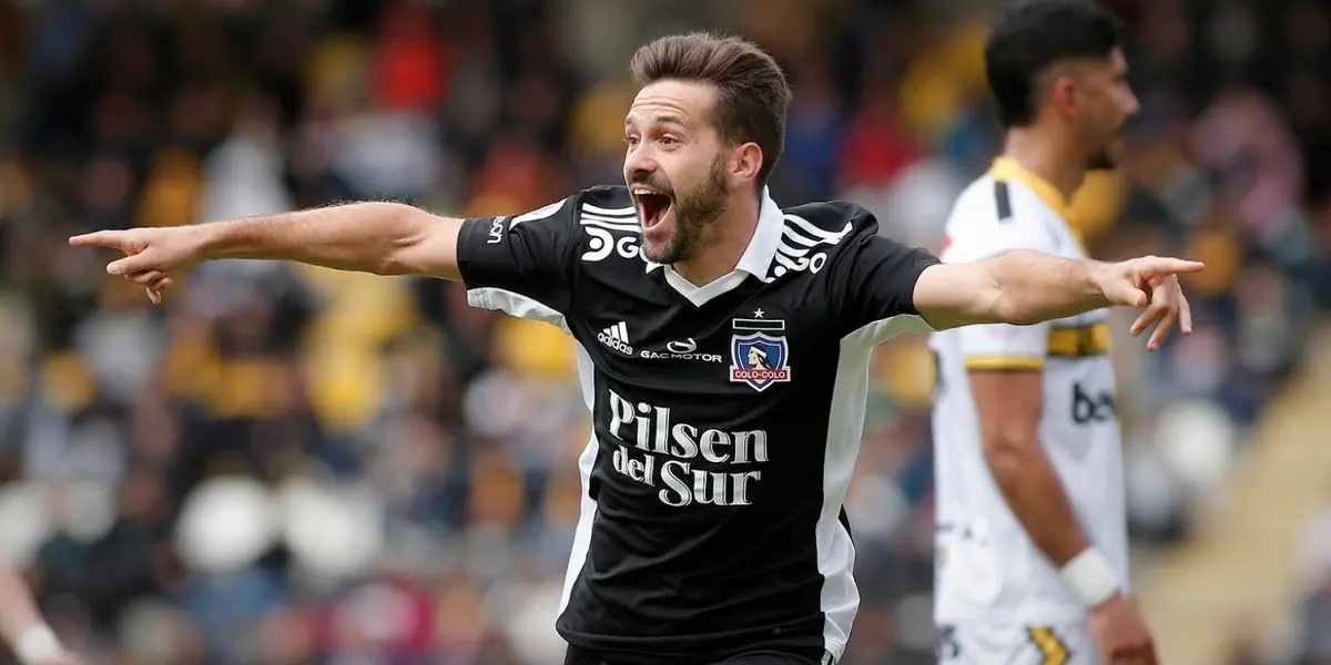 El extremo argentino no ha convencido del todo a los colocolinos, pero si a Gustavo Quinteros