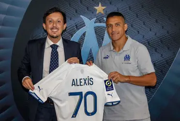 El futbolista chileno es furor entre los seguidores de la Ligue 1.