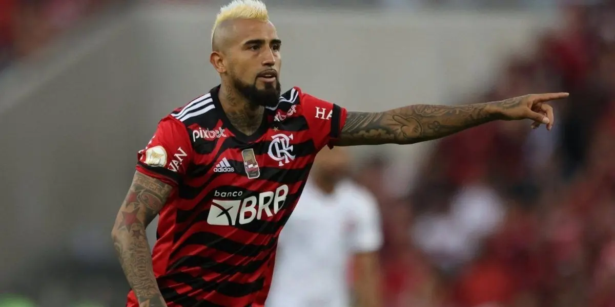 El futbolista chileno llegaría en calidad de súper estrella a México.