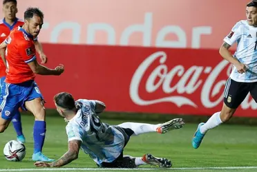 El futbolista ha aparecido como un impensado líder en La Roja.
