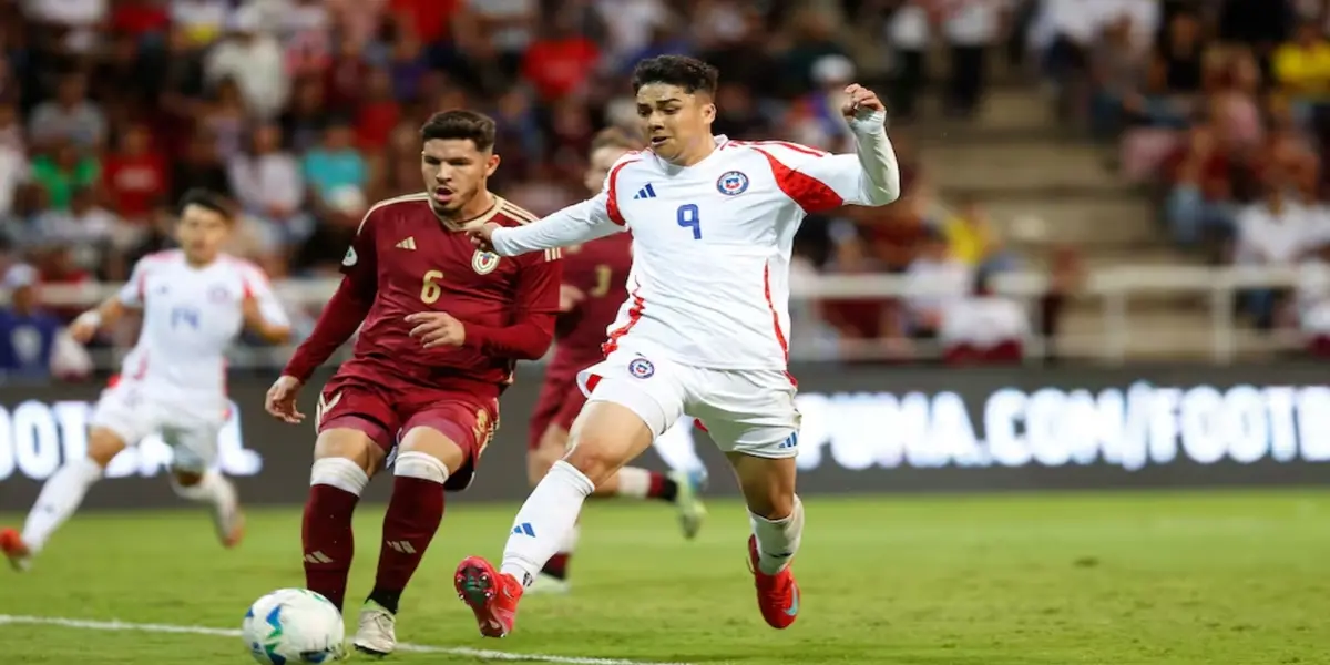 El futbolista lleva más de medio año en Udinese donde se entrena en compañía de Alexis Sánchez.