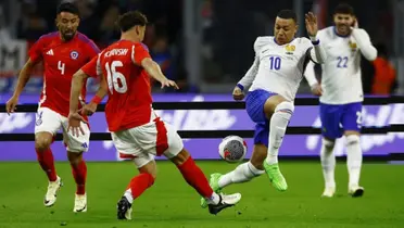 El futbolista logró ganarse un espacio en la selección a temprana edad y partir al viejo continente.
