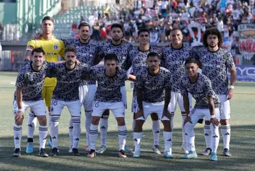 El jugador albo fue criticado al momento de ingresar.