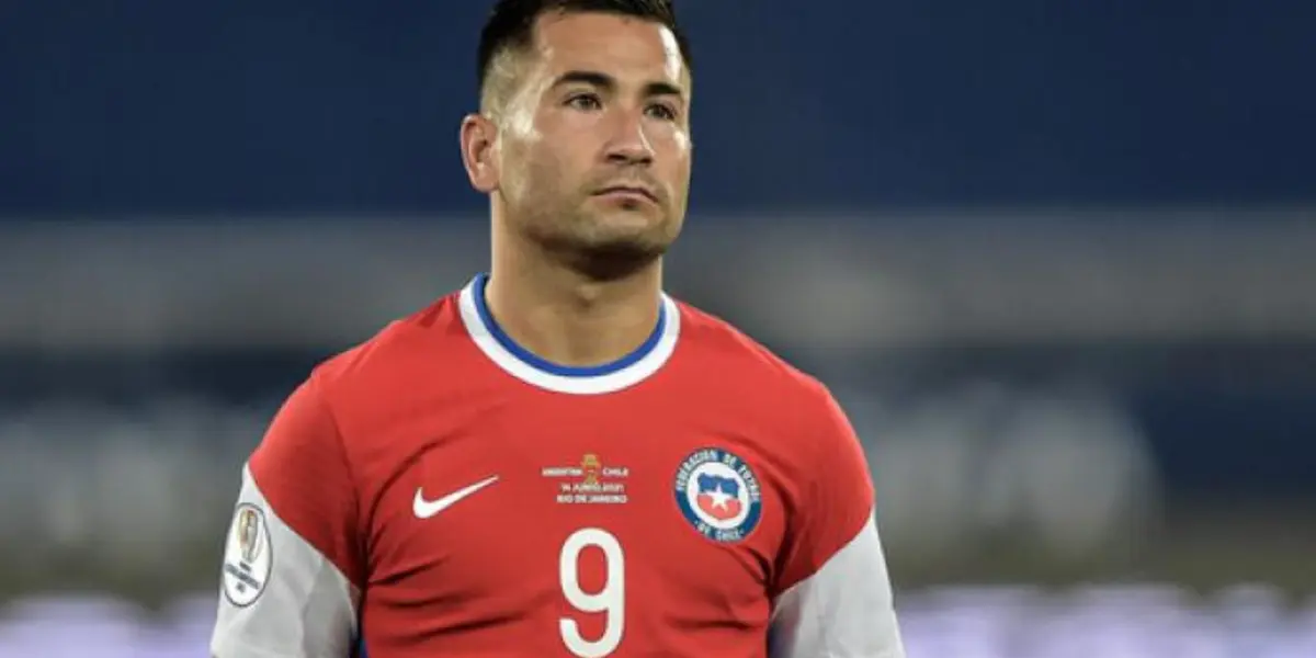 El jugador chileno sería parte de un llamativo cambio en México que le daría la bienvenida a un nuevo club.