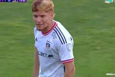 El jugador de Colo Colo perdió la compostura cuando lo sustituyeron.