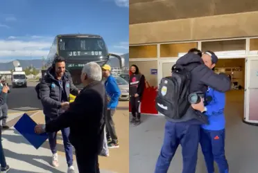 El jugador fue bien recibido por funcionarios de la U de Chile y fue de esta forma.