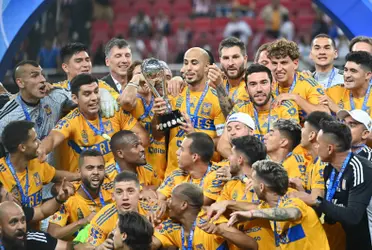 El jugador nacional levantó el trofeo con el cuadro norteño y se pone como opción para la Roja.