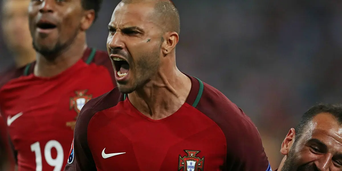 El jugador portugués de 39 años está a la espera de encontrar un club, de lo contrario le dará fin a su carrera