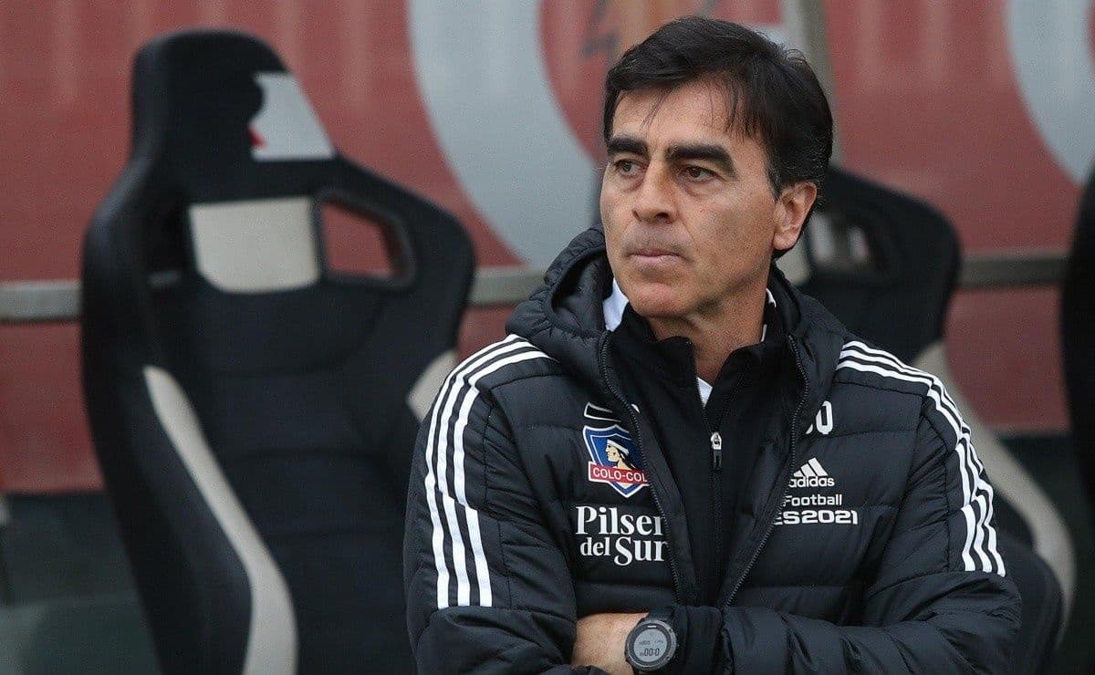 El jugador tuvo pasos por clubes mexicanos y la selección chilena