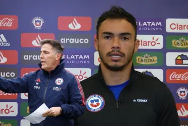 El lateral izquierdo comentó la situación del DT en conferencia de prensa.