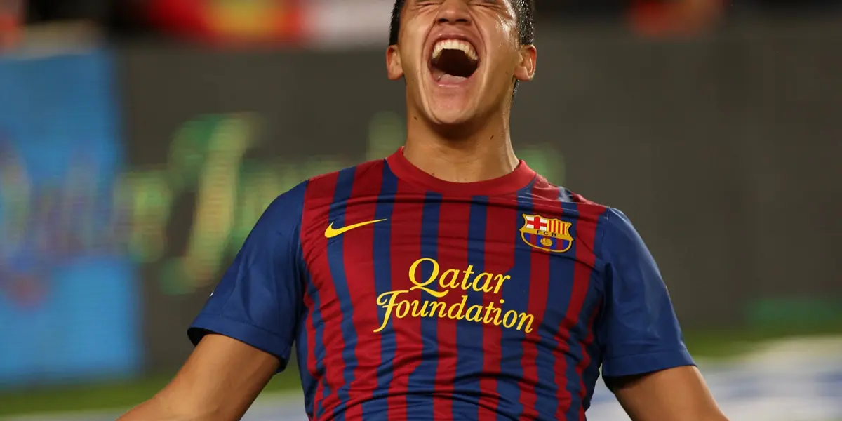 El maravilla sigue sin club y ahora viajó a ofrecerse como nuevo jugador culé.