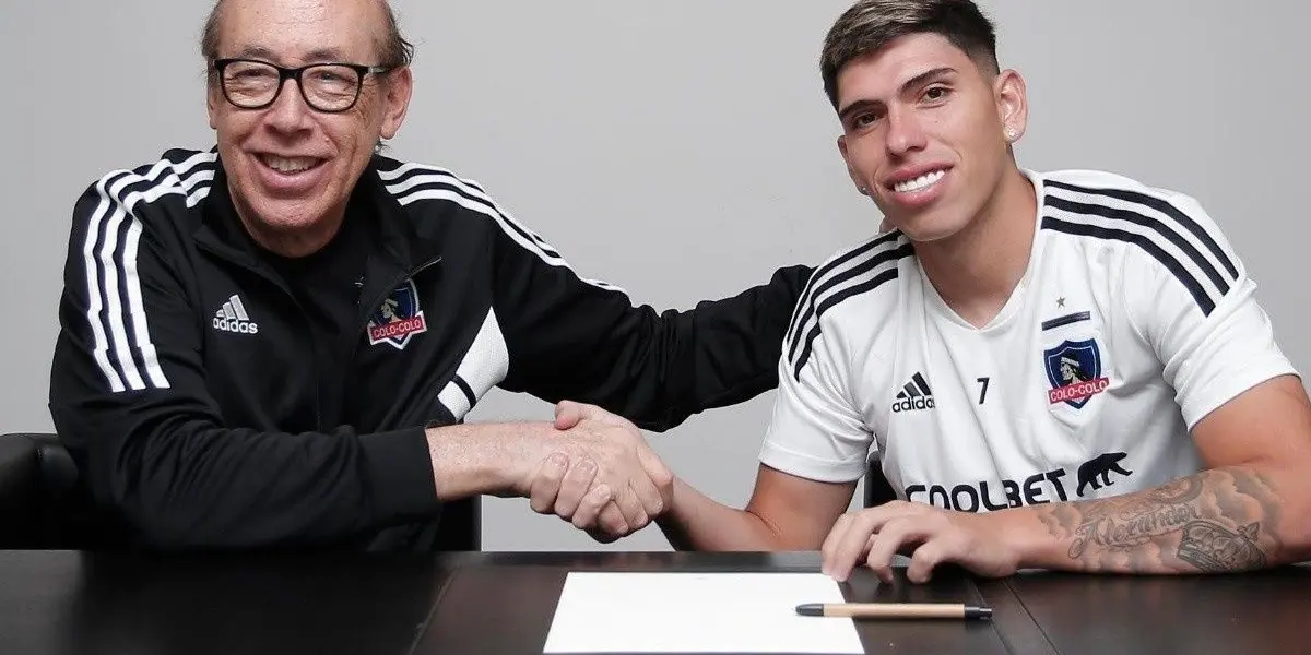 El nuevo refuerzo albo fue presentado en Argentina y se unirá de inmediato a la pretemporada