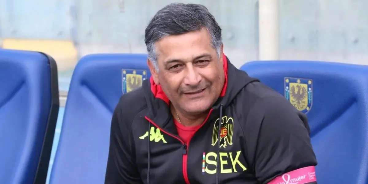 El otrora defensor azul mostró su entusiasmo por dirigir por primera vez al club de sus amores, pero finalmente volverá a Unión Española.