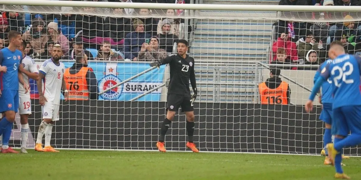 El seleccionado chileno está siendo observado desde el extranjero y ya hay sondeos para llevarlo a atajar al viejo continente.