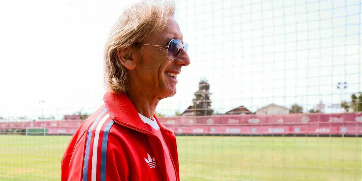 El técnico argentino llamará solo a jugadores del medio local para el amistoso ante Panamá, en lo que será una prueba clave para el futuro.