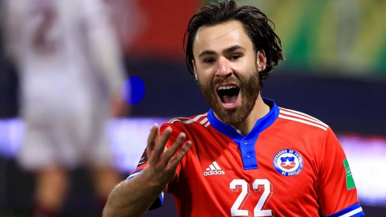 El tiempo del chileno en el Blackburn comienza agotarse y partirá a una nueva aventura