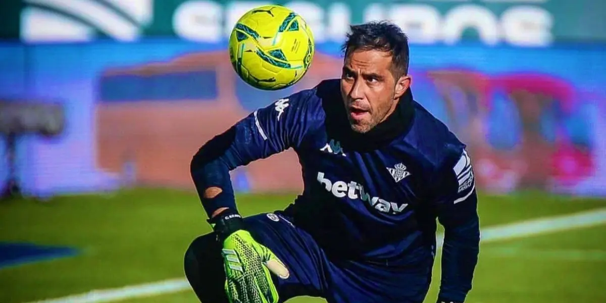 En Colo Colo están preocupados por la decisión del futbolista.