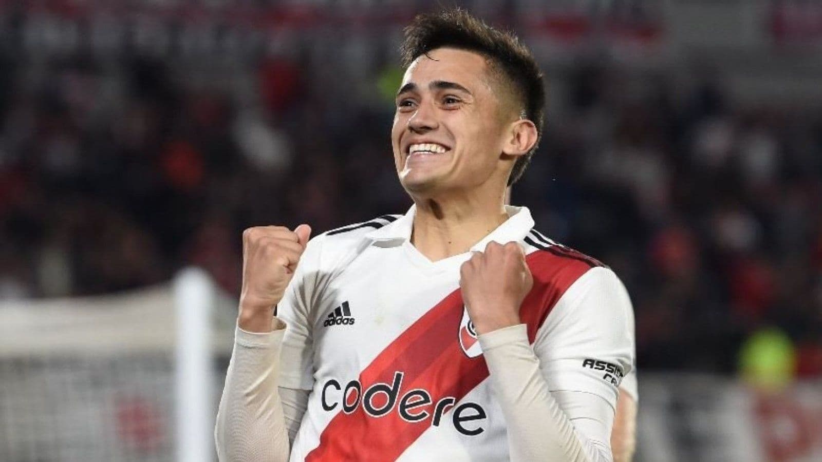 En el primero de los amistosos internacionales que tendrá el cuadro albo, un regalón de la hinchada colocolina vuelve a nuestro país.