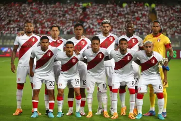 En primera instancia se conoció la situación de Paolo Guerrero y un día después surge como opción un compañero de selección