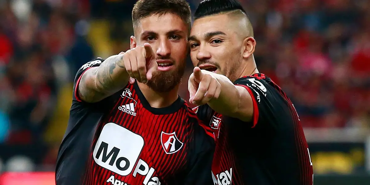 Este jueves pasado, la Comisión Fútbol de Colo Colo se reunió y varios candidatos se sumaron como posibles refuerzos.