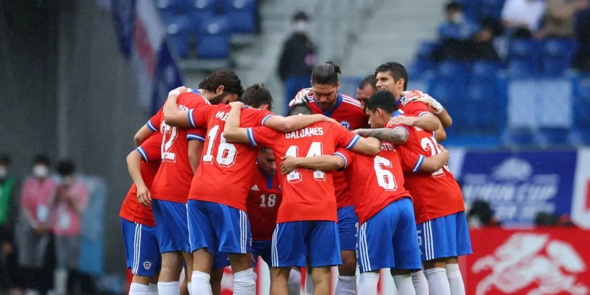 Formado en Unión Española y perteneciente a una de las dinastías del fútbol chileno, cambió de club en el país de la bota