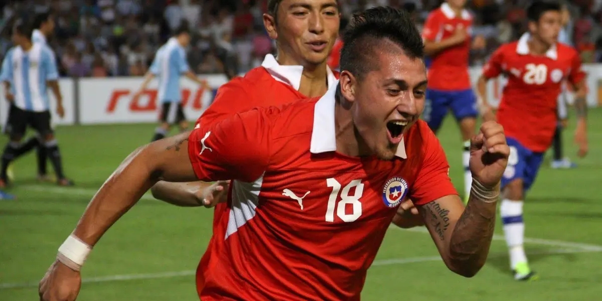 Formó parte de una de las mejores selecciones chilenas Sub 20 después de Canadá 2007, y está a detalles de ser albo.