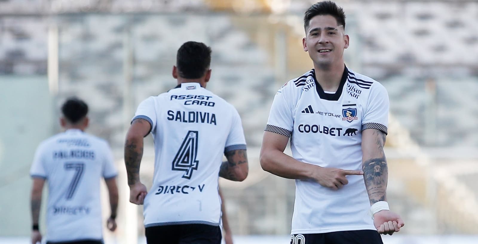 Guillermo Paiva con la camiseta de Colo Colo.