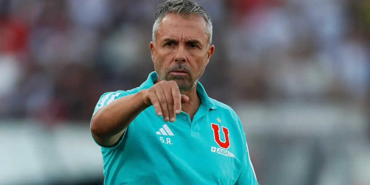 Gustavo Álvarez sigue recibiendo elogios como entrenador de Universidad de Chile.