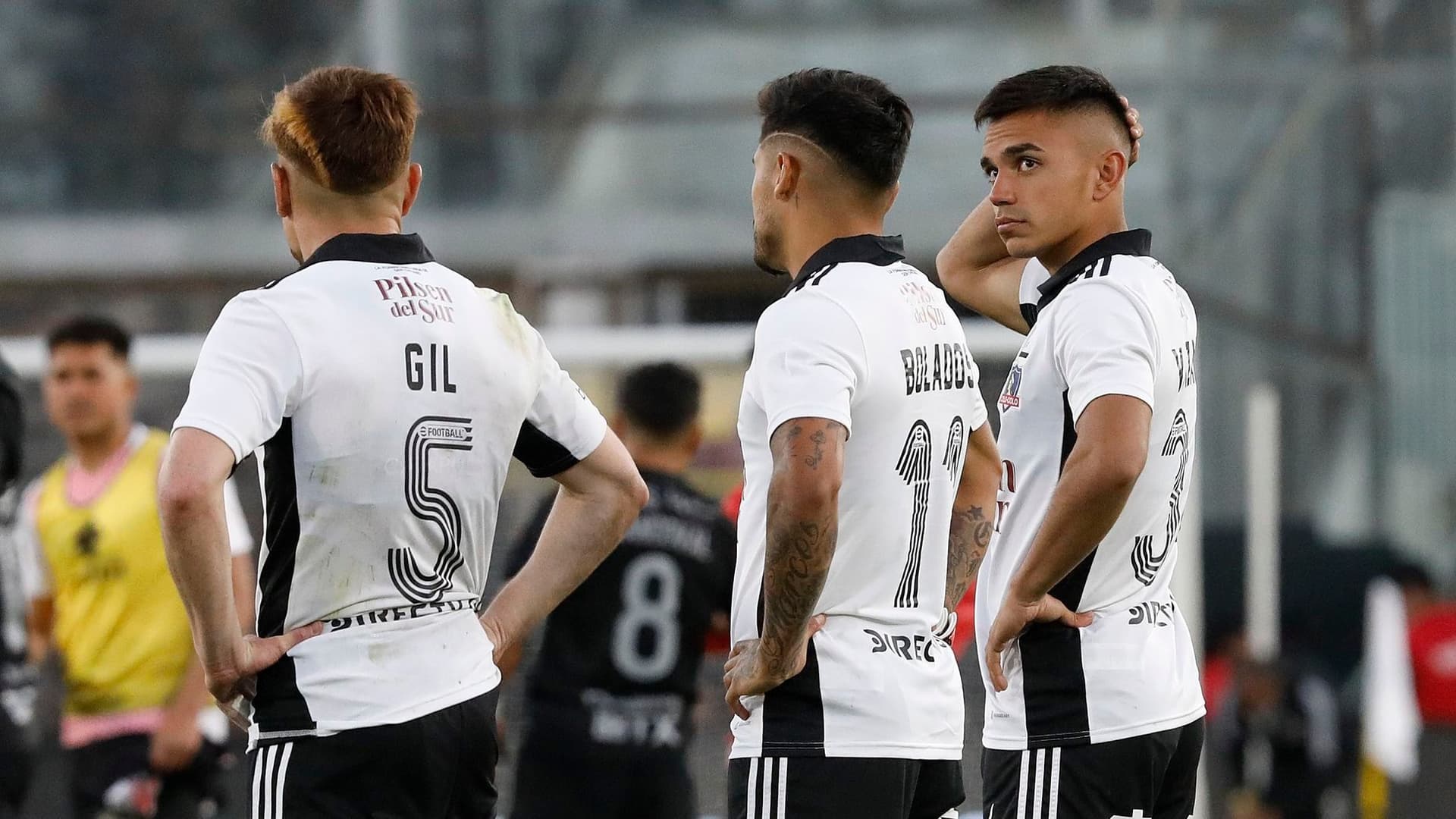 Gustavo Quinteros debe pensar en su equipo titular para enfrentar a Magallanes en el primer gran desafío