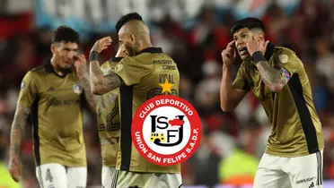 Jugadores de Colo-Colo (Foto tomada de: La Cuarta/Wikipedia)