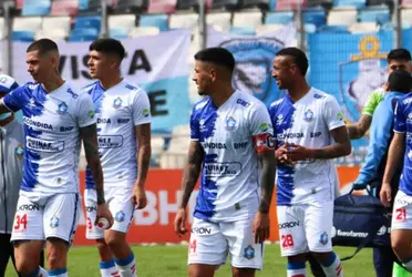 La autoridad municipal se defendió, pero desde los Pumas apareció un recurso de protección y aseguran tener más antecedentes.