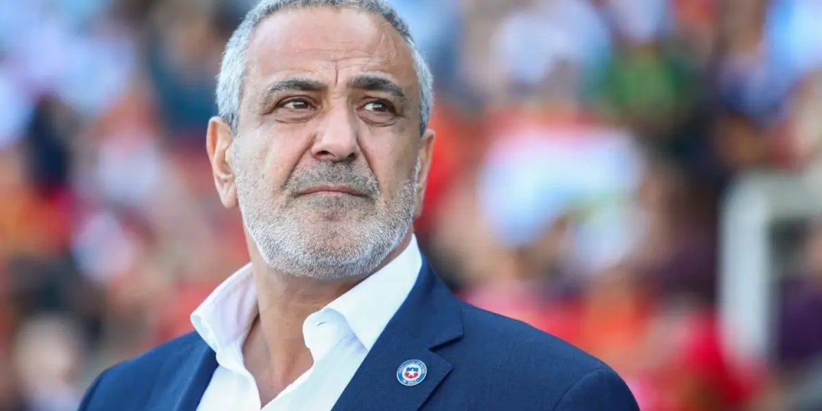 La posibilidad de que el chileno siga al mando de la selección es posible.