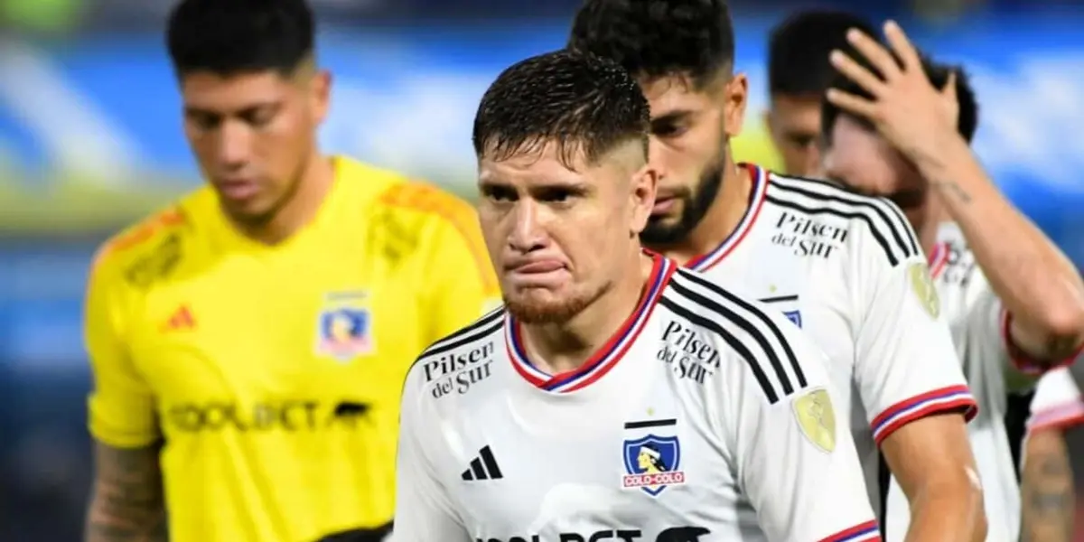Leonardo Gil con la camiseta de Colo Colo.