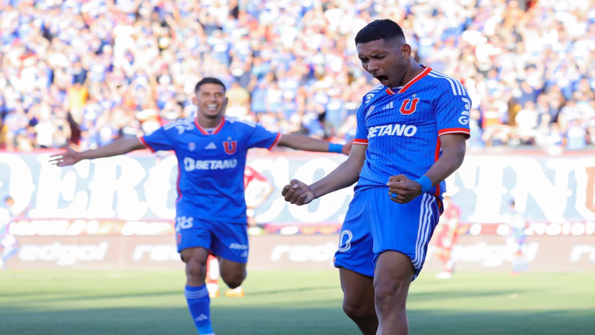 Los azules mostraron interés por ambos nombres pero las negociaciones no avanzaron.