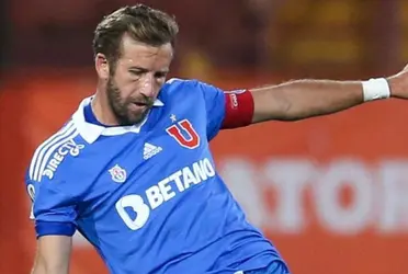 Los Azules siguen sufriendo fuera de la cancha, ahora con un problema entre compañeros