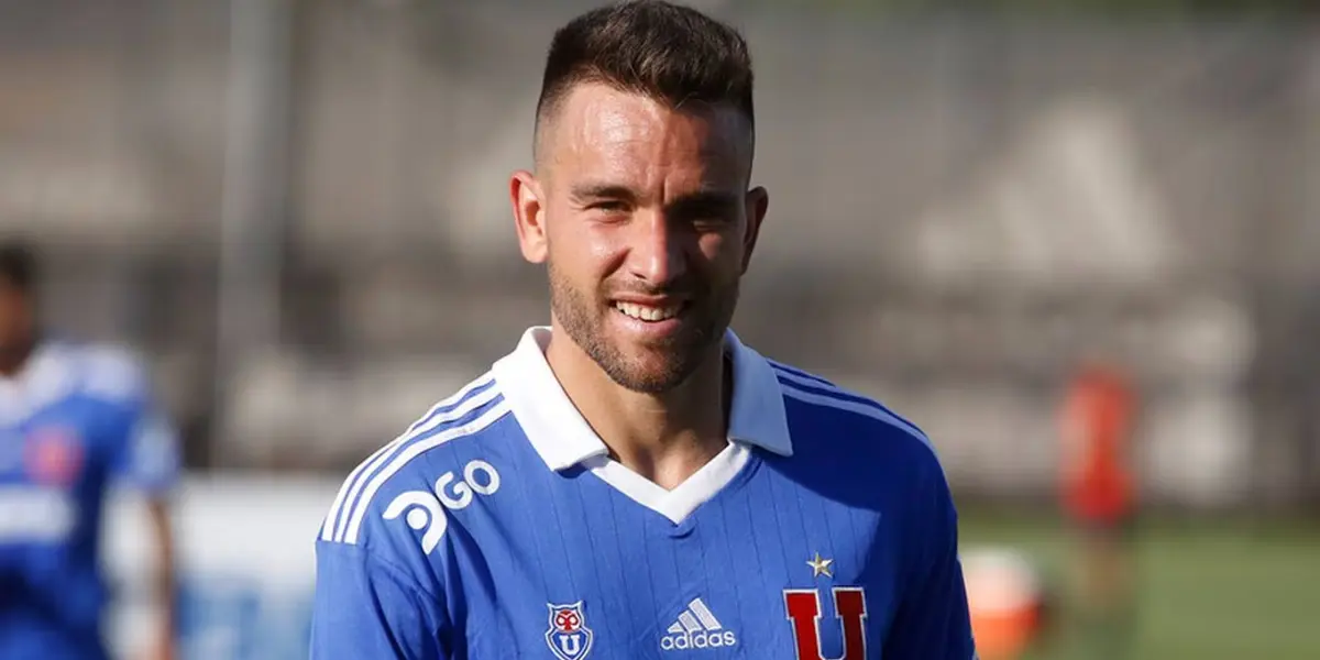 Matías Zaldivia con la camiseta de Universidad de Chile.