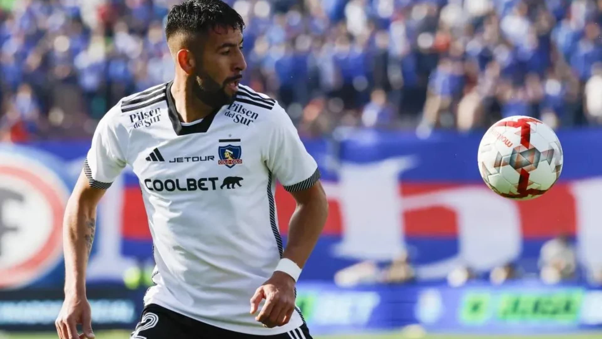 Mauricio Isla es un gran referente del fútbol chileno. Foto: Colo Colo