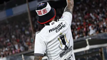 Mientras otros avanzan, Colo Colo se queda: La urgencia por refuerzos crece. Foto: Instagram