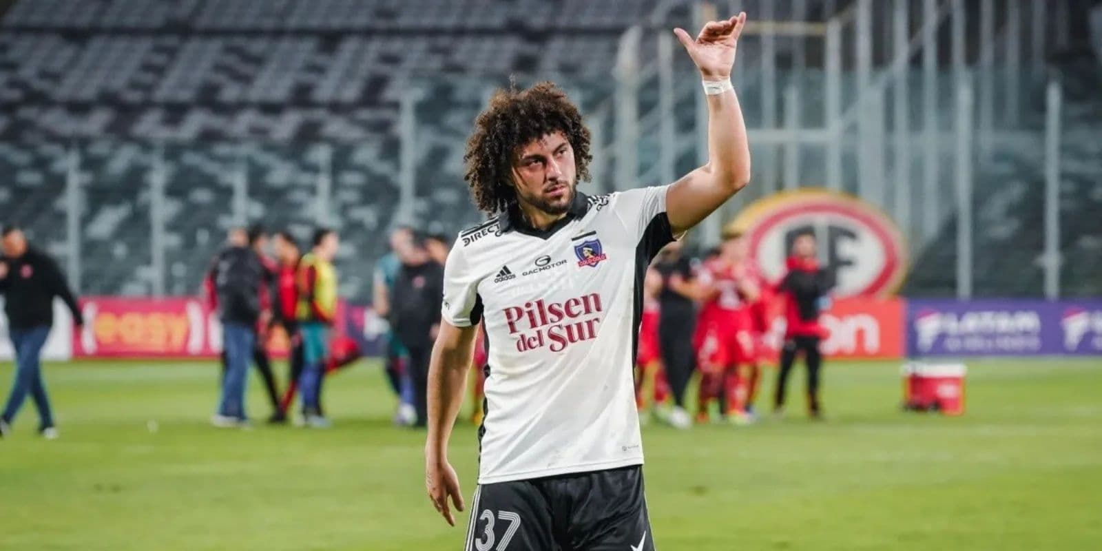 Peluca está muy concentrado en el partido contra los Piratas pero esto puede generar distracción y afectar su rendimiento