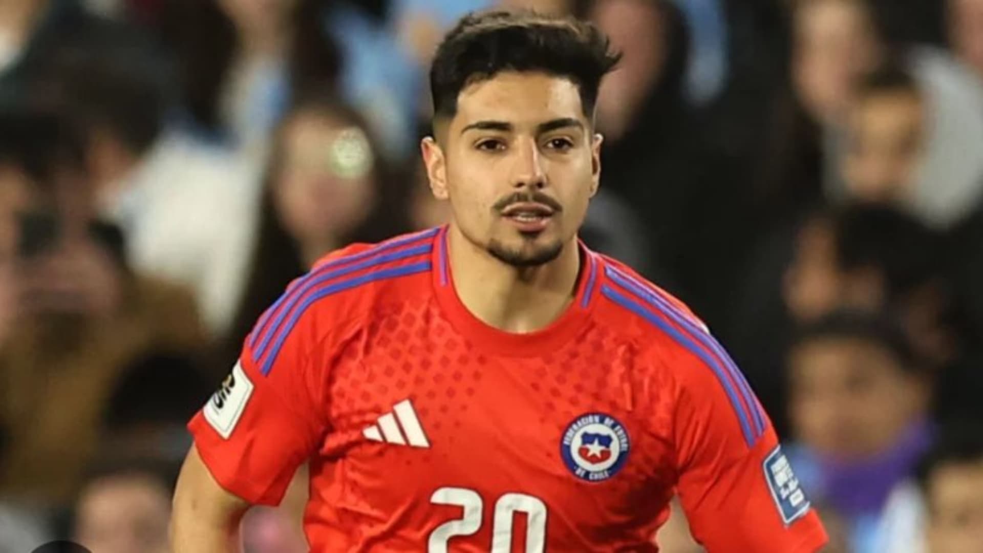 Polémica en la Roja: Alarcón juega con Huracán tras ser desafectado por lesión. Foto: Instagram