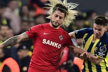 Según rumores, el delantero podría llegar al Cacique y sería uno de los titulares.